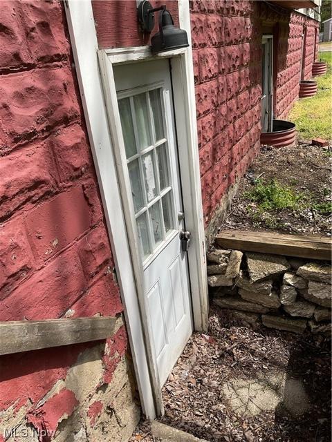 960 Sawyer Ave, Akron, OH 44310 photo 6