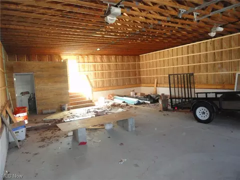 511 Knowles Ln, Chester, WV 26034 photo 22