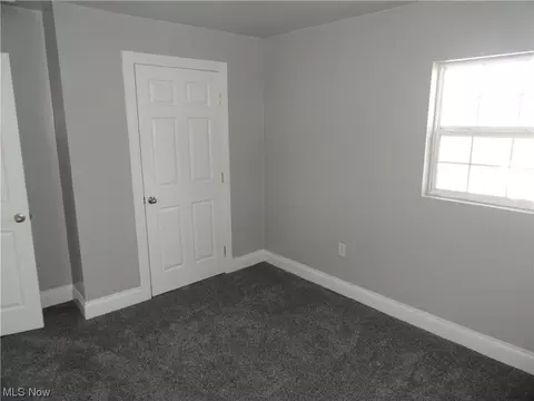 511 Knowles Ln, Chester, WV 26034 photo 15