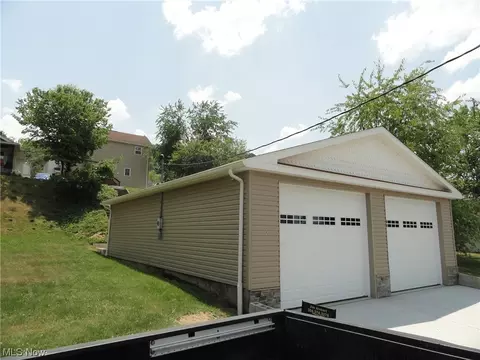 511 Knowles Ln, Chester, WV 26034 photo 23
