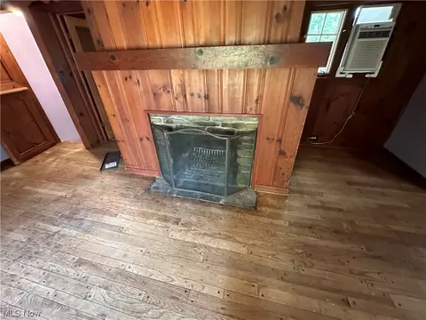 32325 Eddy Rd, Willoughby Hills, OH 44094 photo 9