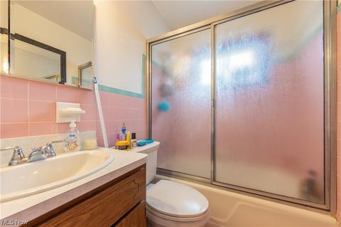 110 E 206th St, Euclid, OH 44123 photo 14