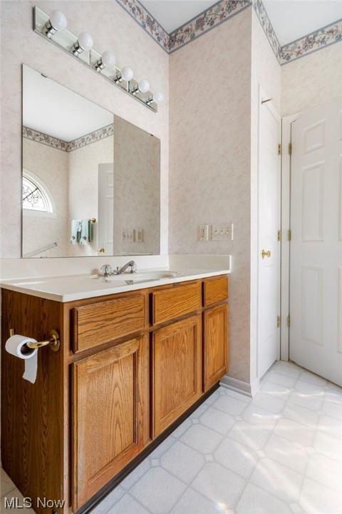4550 Earlington Cir NW, Canton, OH 44708 photo 17