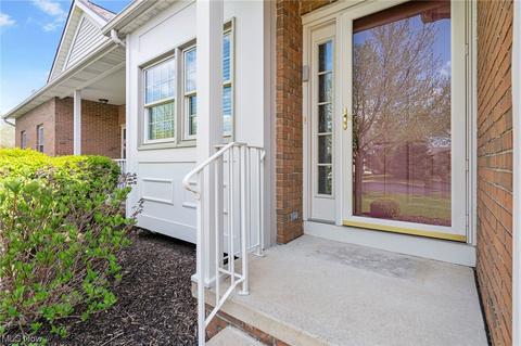 4550 Earlington Cir NW, Canton, OH 44708 photo 3