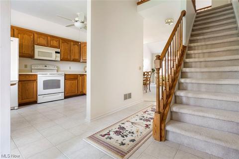 4550 Earlington Cir NW, Canton, OH 44708 photo 5