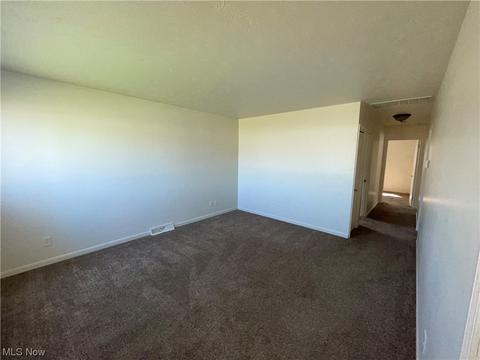 623 S Logan St, Elyria, OH 44035 photo 10