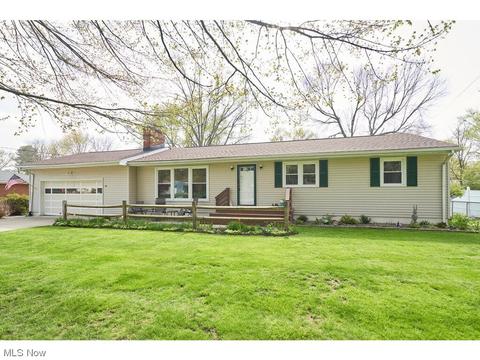 1620 Centerview Dr, Copley, OH 44321 photo 4