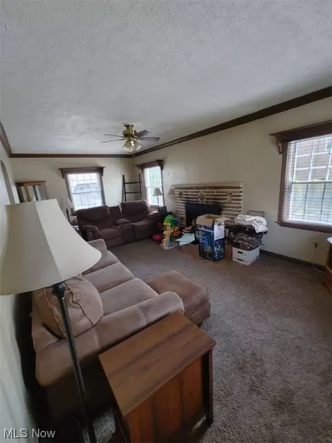 249 Killian Rd, Akron, OH 44319 photo 3