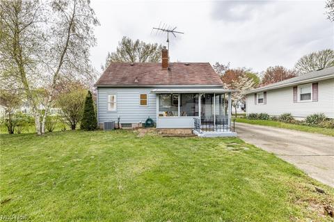 729 Clyde St, Akron, OH 44310 photo 23