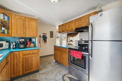 1658 W 3rd St, Ashtabula, OH 44004 photo 9