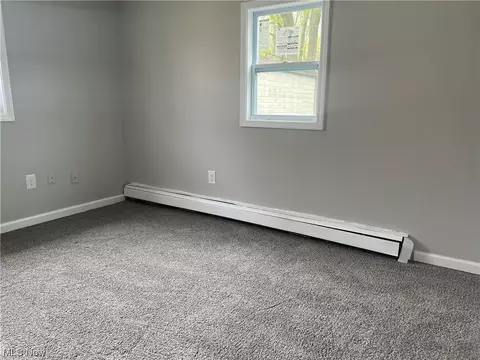 329 Morgan Ave, Elyria, OH 44035 photo 7