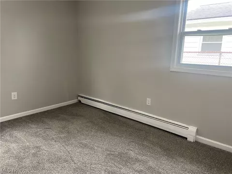 329 Morgan Ave, Elyria, OH 44035 photo 8