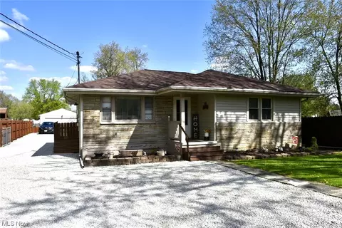 681 North Rd, Niles, OH 44446