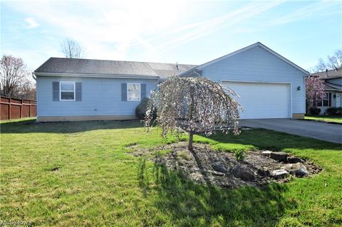 330 Sandpiper Ave, Elyria, OH 44035 photo 1