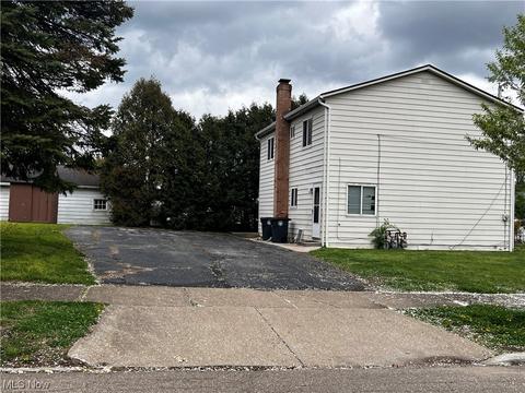583-585 Evans Ave, Akron, OH 44310 photo 4