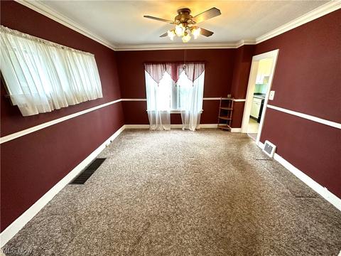 91 E 217th St, Euclid, OH 44123 photo 7