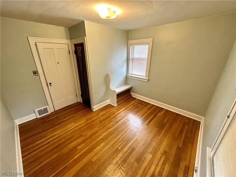 91 E 217th St, Euclid, OH 44123 photo 11