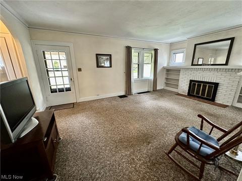 91 E 217th St, Euclid, OH 44123 photo 4