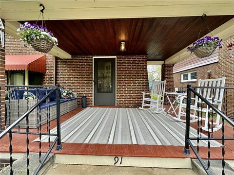 91 E 217th St, Euclid, OH 44123 photo 2