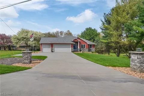 2707 Summit Rd, Copley, OH 44321