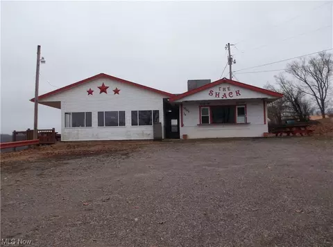 19510 Leatherwood Rd, Salesville, OH 43778
