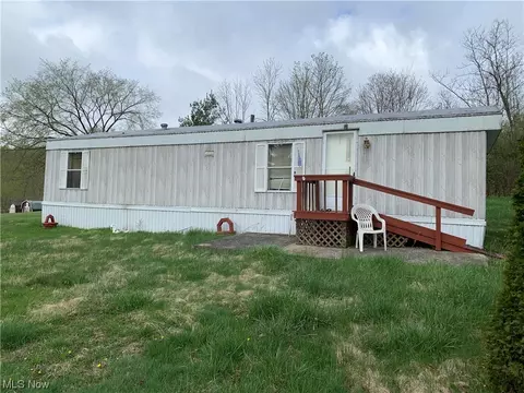 17801 Clarksmill Rd, Salineville, OH 43945