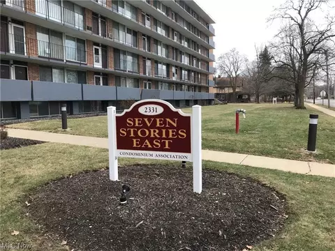 2331 E Market St #325, Akron, OH 44312