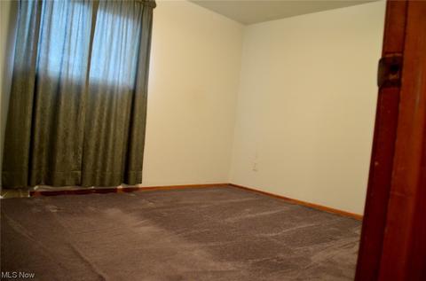 2046 E 41st St, Lorain, OH 44055 photo 17