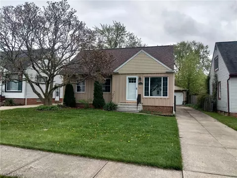 13512 Woodward Blvd, Garfield Heights, OH 44125