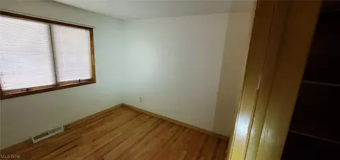 14904 Summit Ave, Maple Heights, OH 44137 photo 7