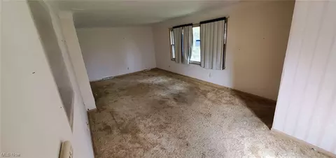 14904 Summit Ave, Maple Heights, OH 44137 photo 3
