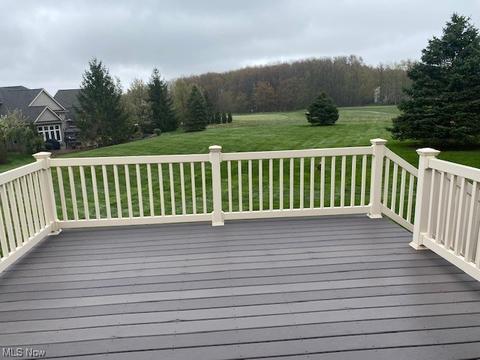 141 Regent Ct, Broadview Heights, OH 44147 photo 2