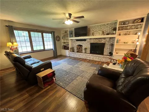 6498 Wolf Run Rd SE, Dennison, OH 44621 photo 12