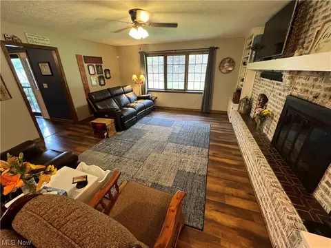 6498 Wolf Run Rd SE, Dennison, OH 44621 photo 13