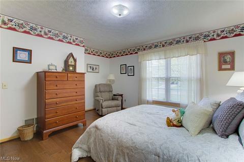 8248 Emerald Ave NE, Canton, OH 44721 photo 21