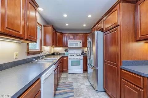 6312 Dora Blvd, Independence, OH 44131 photo 12
