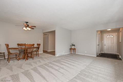 5911 Northview Dr, Seven Hills, OH 44131 photo 5