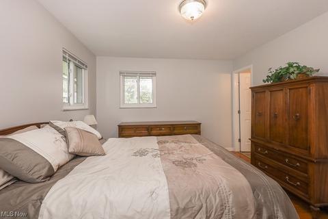 5911 Northview Dr, Seven Hills, OH 44131 photo 17