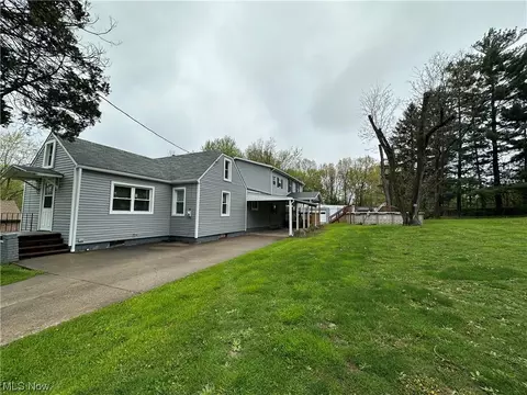 3005 5th St SE, Canton, OH 44707