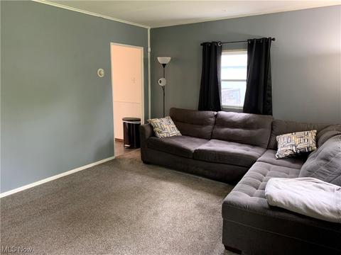 174 Beebe Ave, Elyria, OH 44035 photo 2