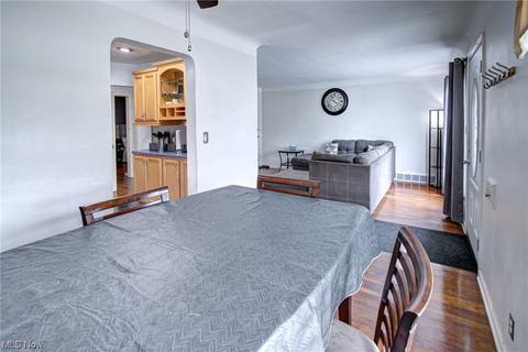5709 Ackley Rd, Parma, OH 44129 photo 8