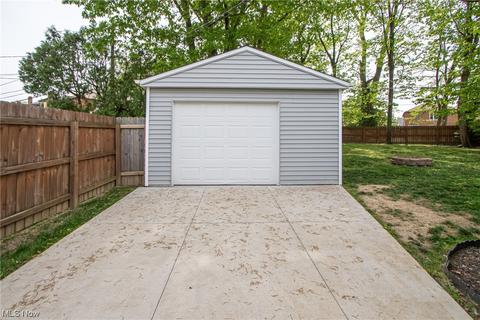 5709 Ackley Rd, Parma, OH 44129 photo 30