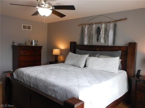 7685 Winterberry Dr, Boardman, OH 44512 photo 17