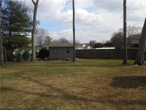7685 Winterberry Dr, Boardman, OH 44512 photo 31