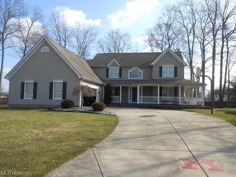 7685 Winterberry Dr, Boardman, OH 44512 photo 1