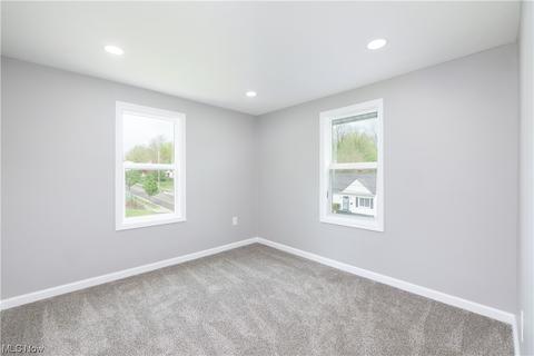 718 Easter Ave, Akron, OH 44307 photo 15