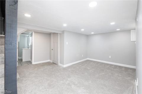 718 Easter Ave, Akron, OH 44307 photo 18
