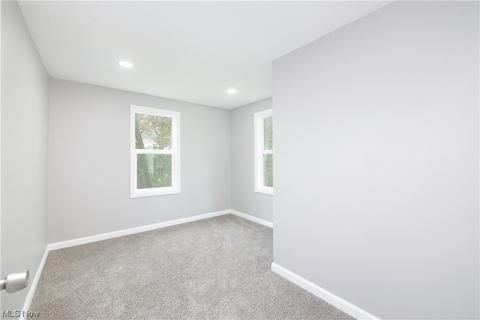 718 Easter Ave, Akron, OH 44307 photo 14