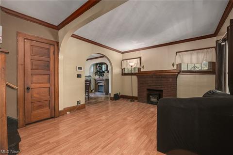 102 Cornell Ave, Elyria, OH 44035 photo 5