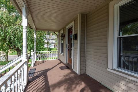 102 Cornell Ave, Elyria, OH 44035 photo 3